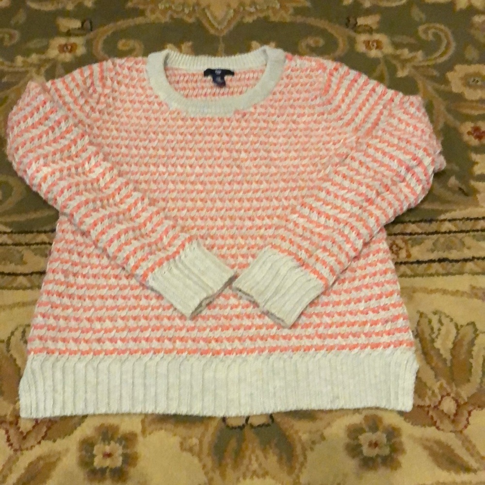 Gap knit sweater size XS